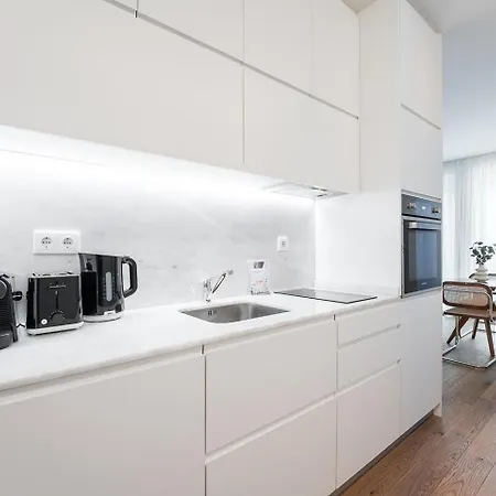 Guestready - Crown Garden Escape